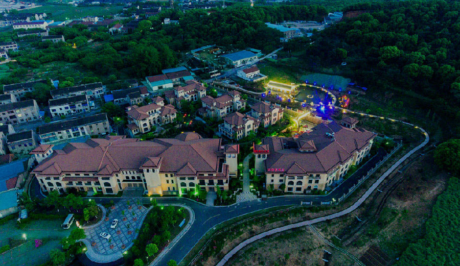 光影新暨陽 春意漫綺山